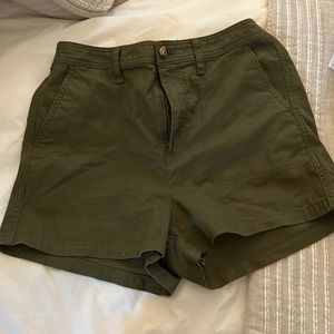 Madewell utility Shorts Olive NWT